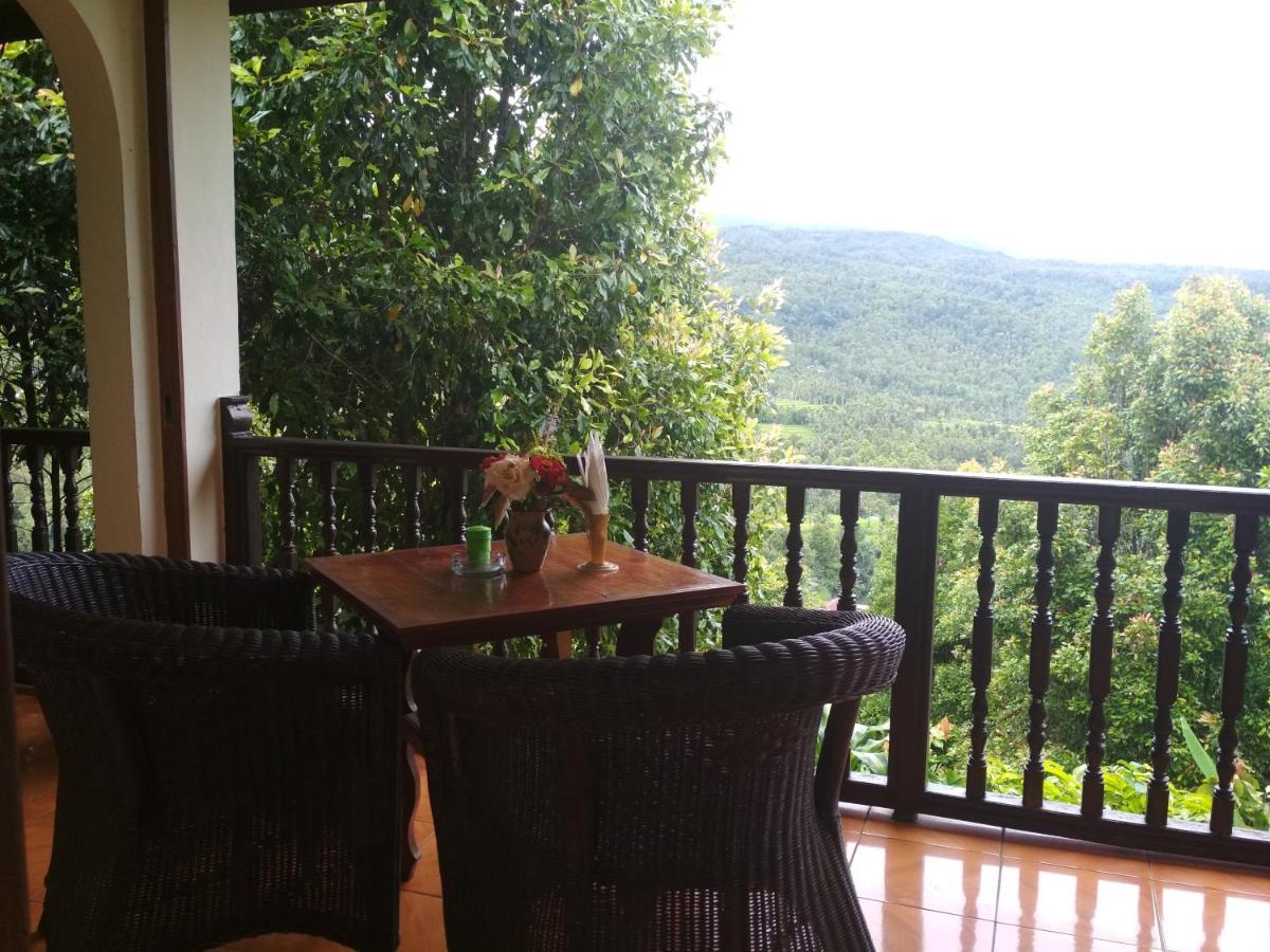 Made Homestay Munduk Luaran gambar