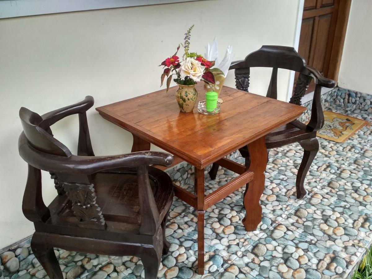 Made Homestay Munduk Luaran gambar