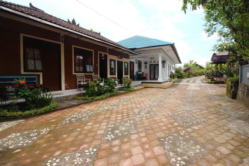 Made Homestay Munduk Luaran gambar