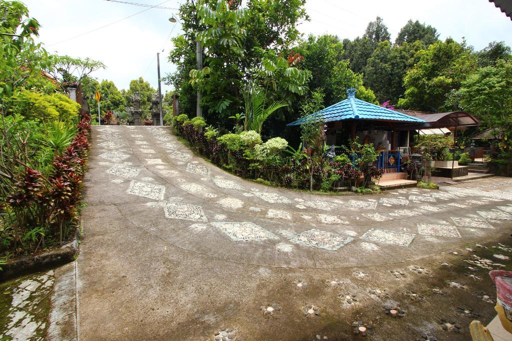 Made Homestay Munduk Luaran gambar
