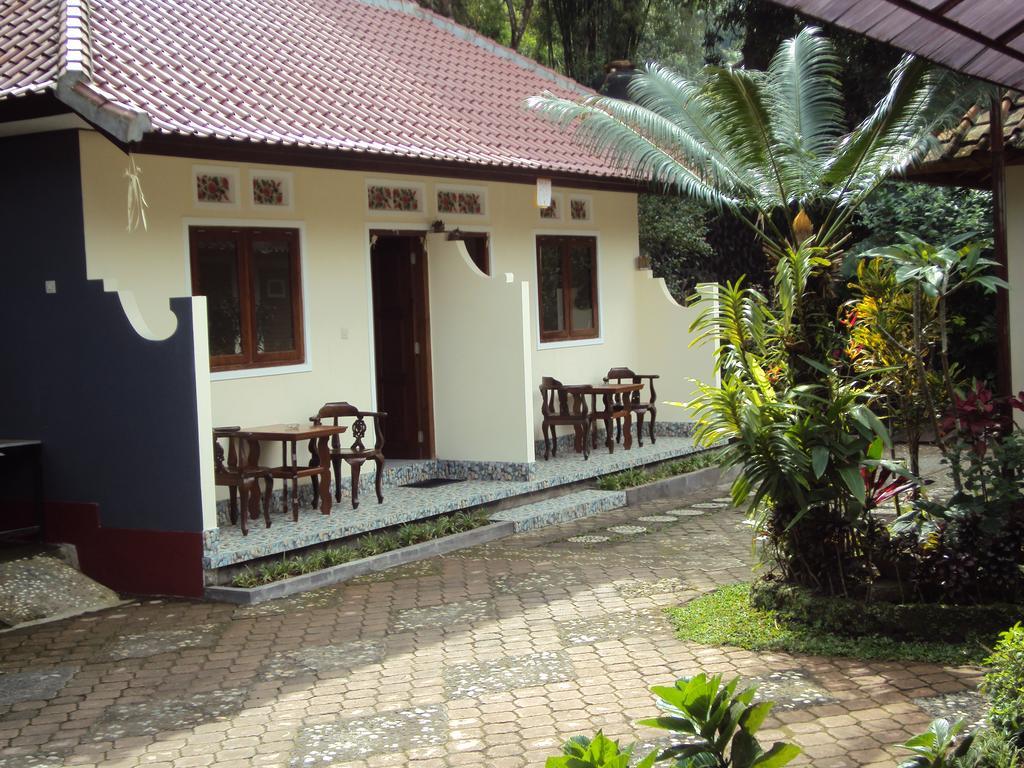 Made Homestay Munduk Luaran gambar