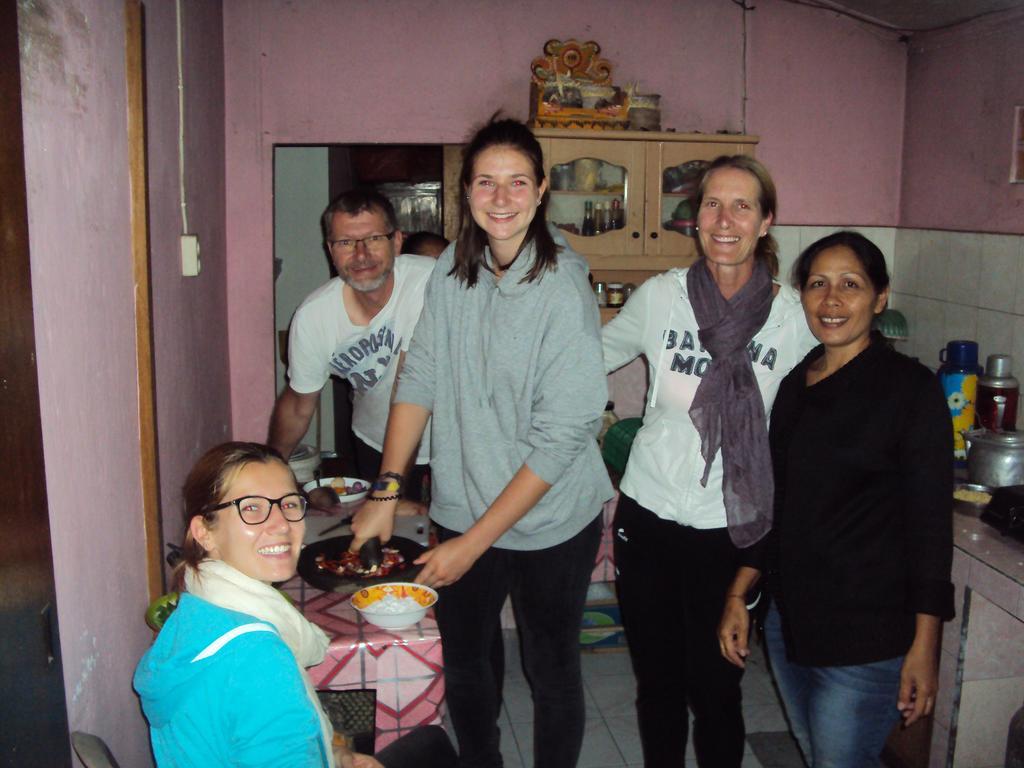 Made Homestay Munduk Luaran gambar