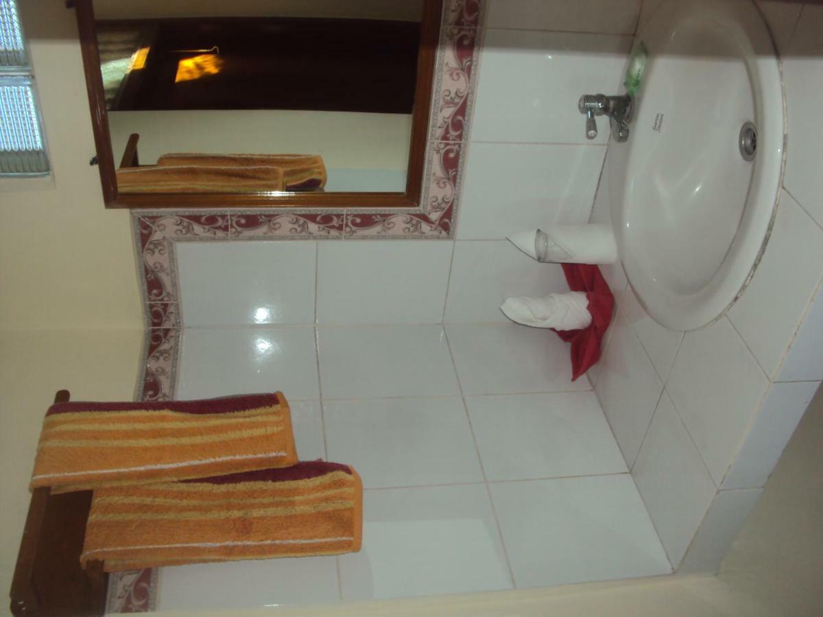 Made Homestay Munduk Luaran gambar